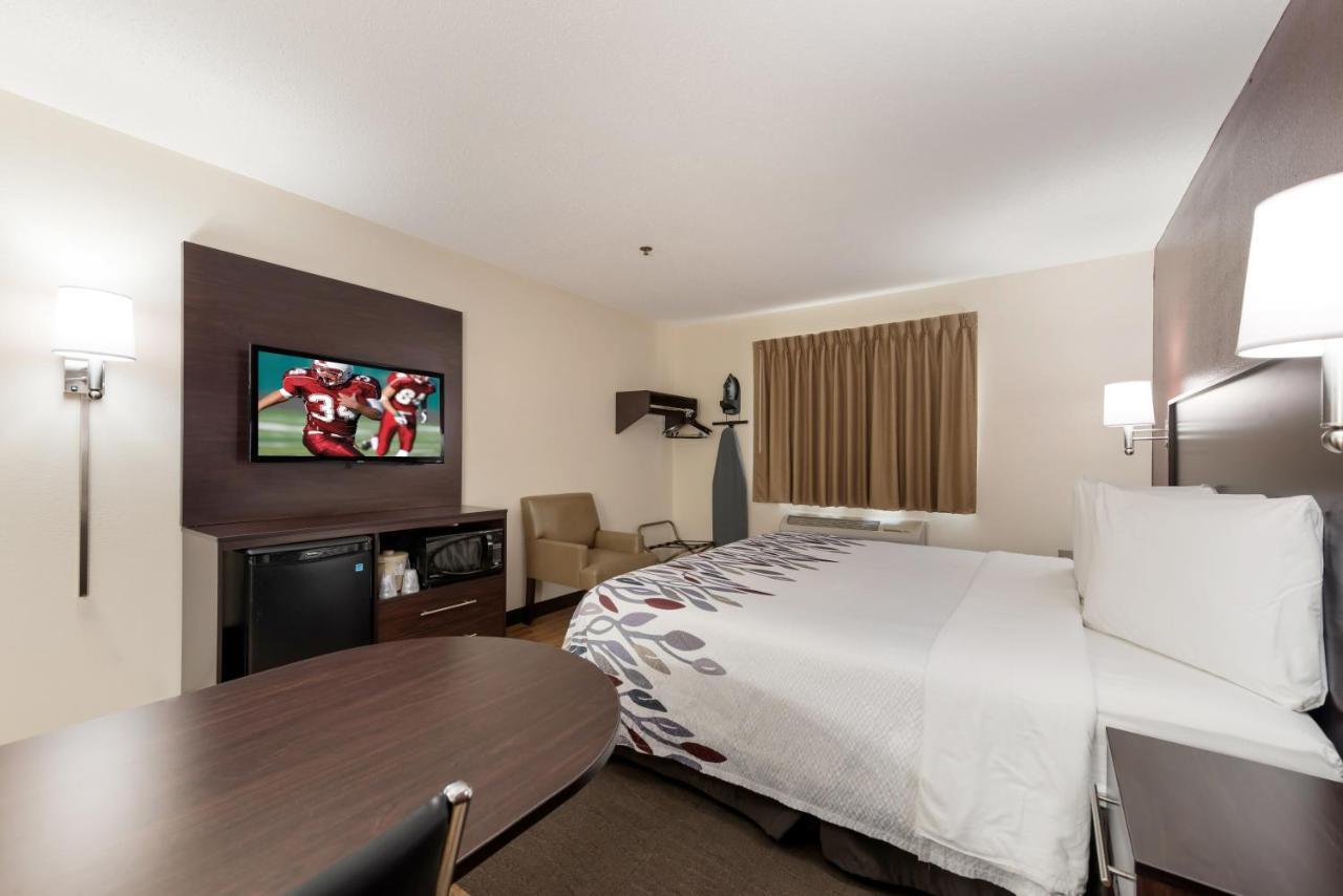 Red Roof Inn Auburn Εξωτερικό φωτογραφία